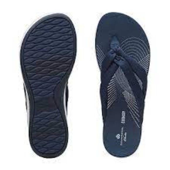 CLARKS  Arla Kaylie Cloudstepper Flip Flop Sandals - Navy/White - Picture 1 of 5